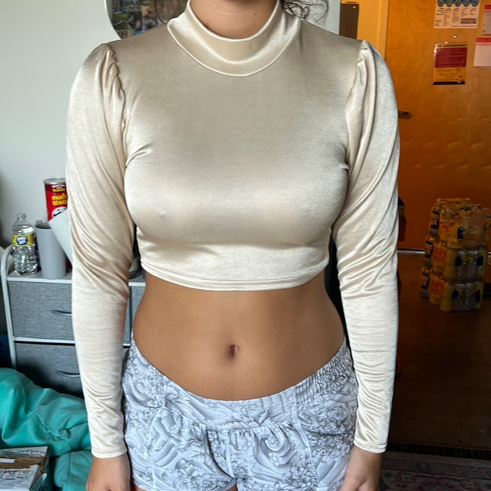 CUTE TOP SIZE 4